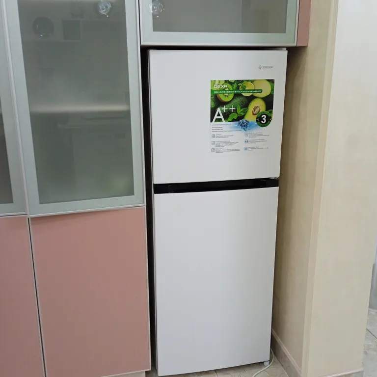 Уютный дом в частном секторе с парковой ваших машин