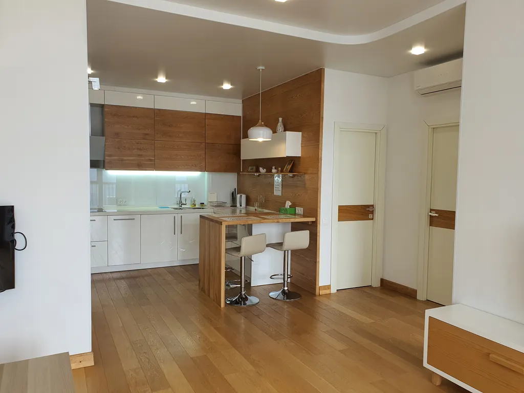 Апартаменты в центре города с прекрасным видом на золотой мост