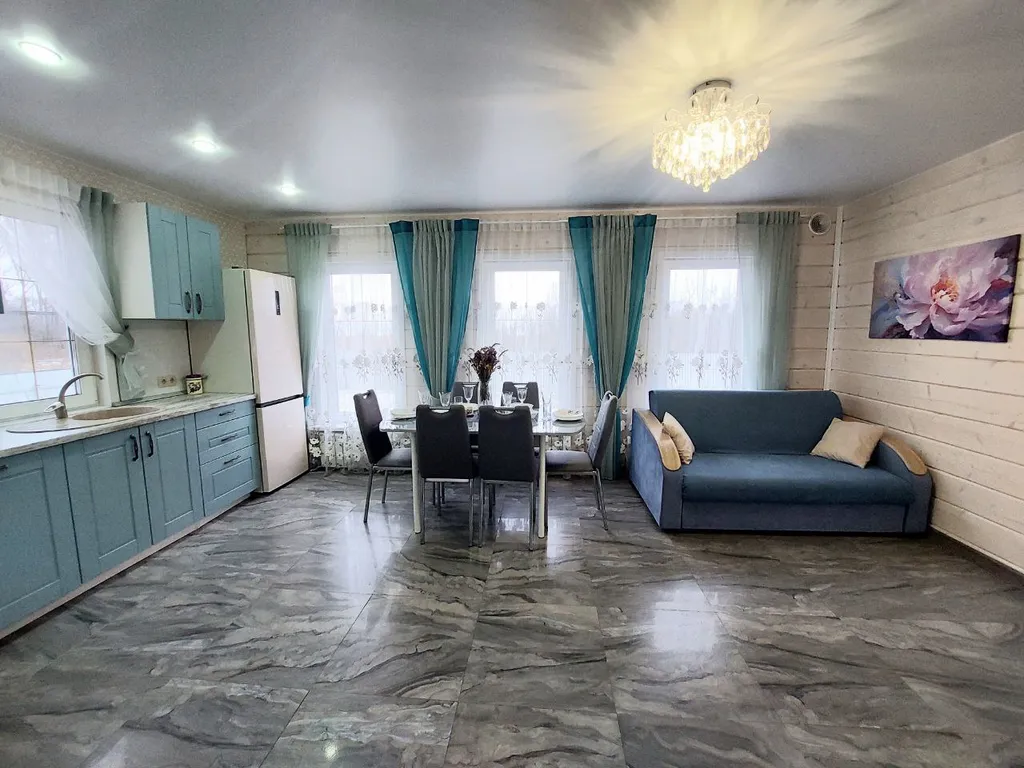 Дом у Плещеева озера в Переславле. 1 линия