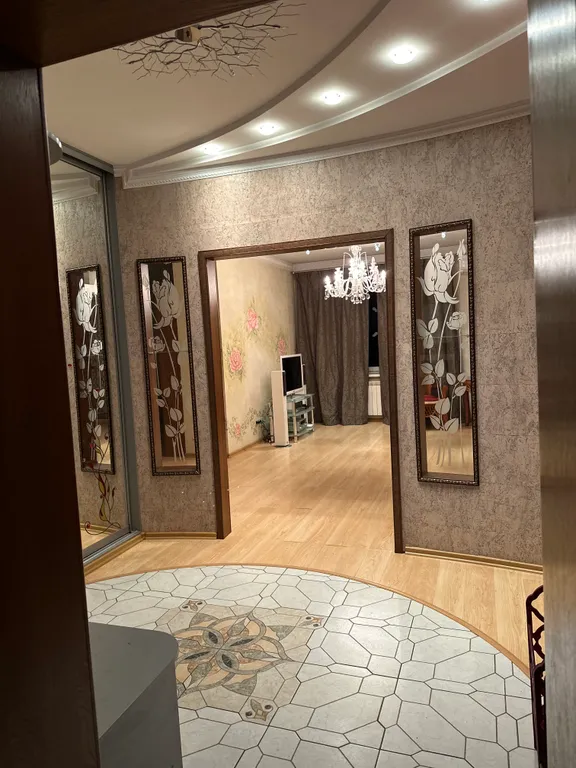 Квартира Красивая квартира — Омск