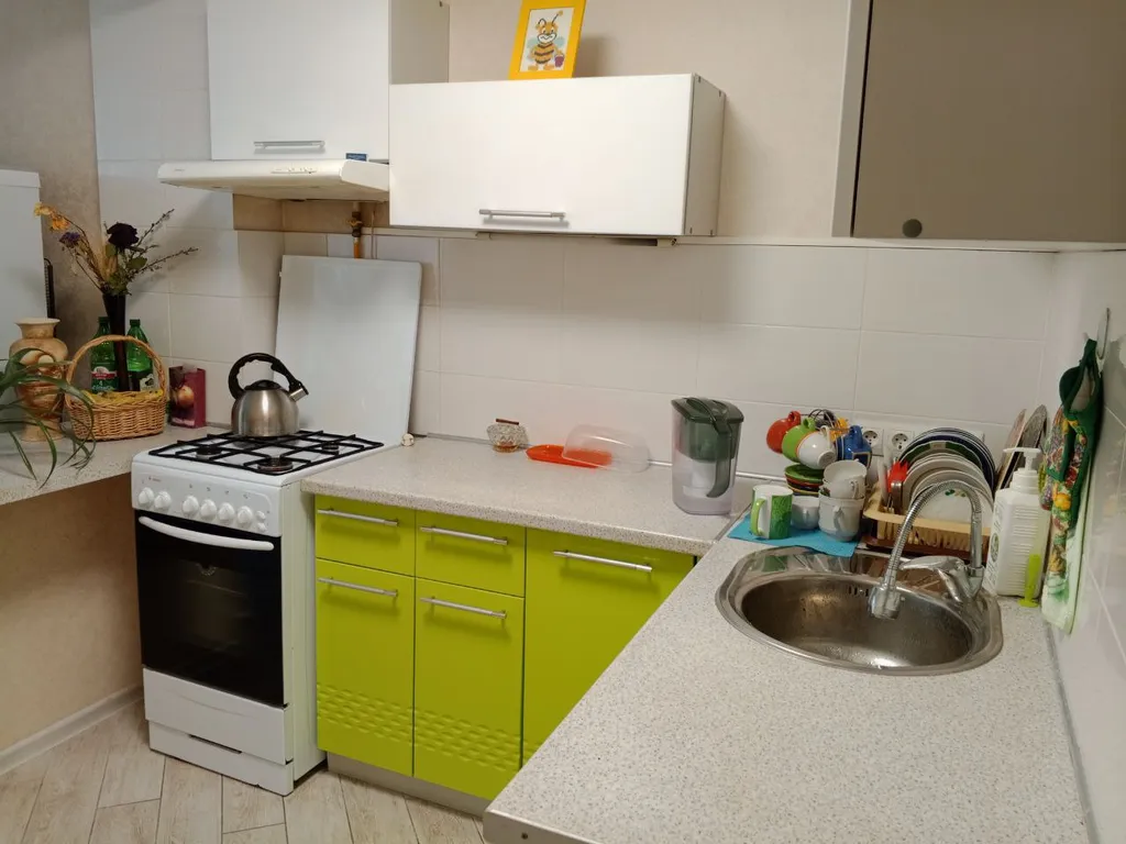 Однокомнатная квартира с новым ремонтом+лоджией (доп комната)