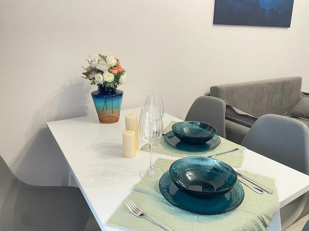 Новые двухкомнатные апартаменты рядом с метро