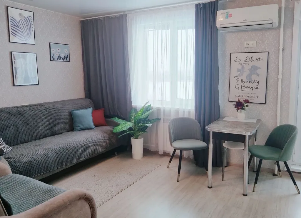 Замечательная квартира в центре города — аренда посуточно в Сызрань