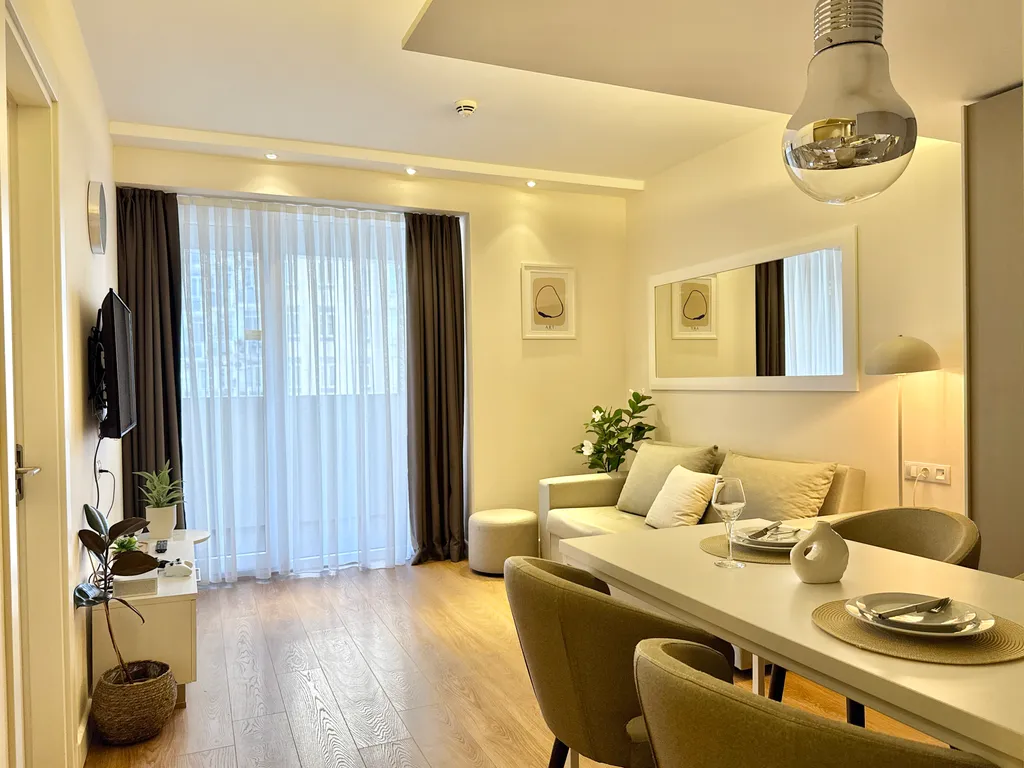 X-box and Cofee apartment in Marriott building