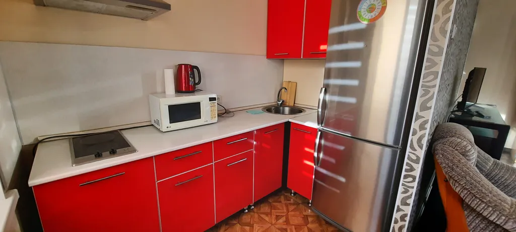 Хорошая 2-комнатная квартира возле вокзала