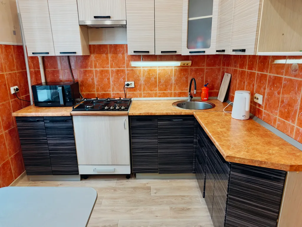 Двухкомнатная квартира рядом с Аквапарком и больницей