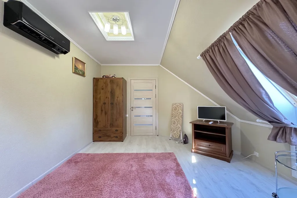 4-комнатный Дом