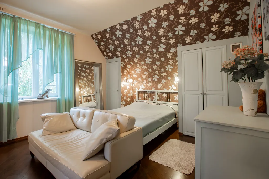 Розовая дача в Грузино