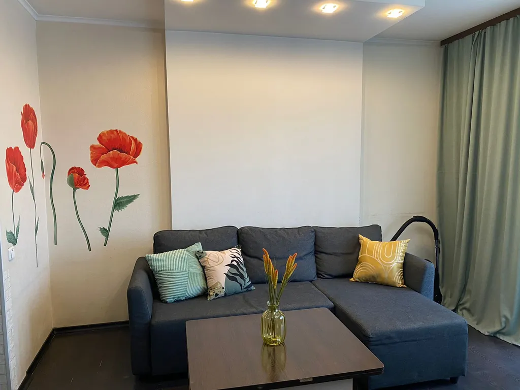 Квартира Квартира 2комн возле ТРЦ "Планета" — Красноярск