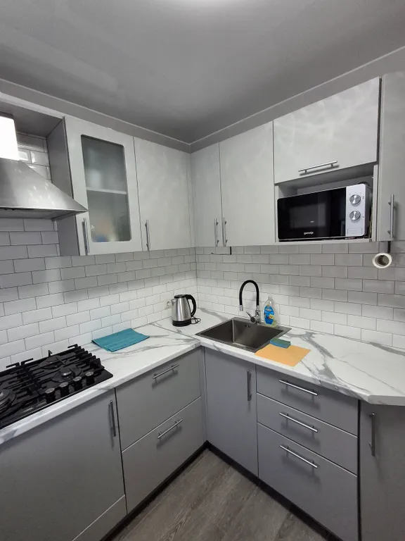 Квартира Двухкомнатная квартира — Луга