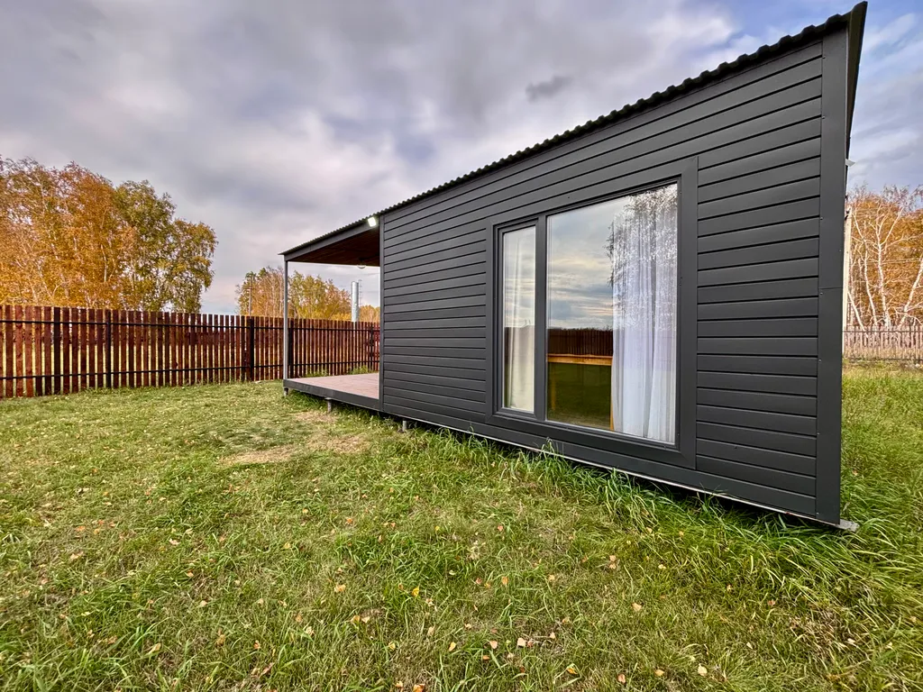 Коттедж Новый, уютный дом на огороженной территории — аренда посуточно в Омск