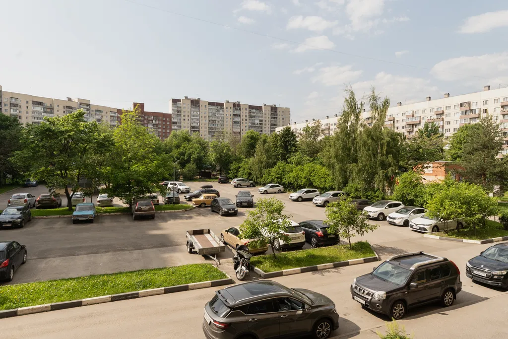 Уютная трёшка рядом с метро, парком и берегом Невы