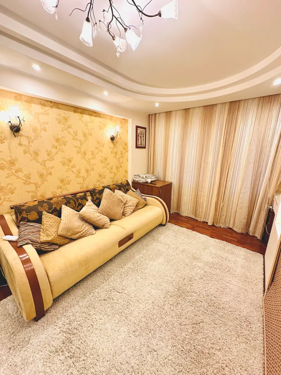 Уютная двухкомнатная квартира в спальном районе