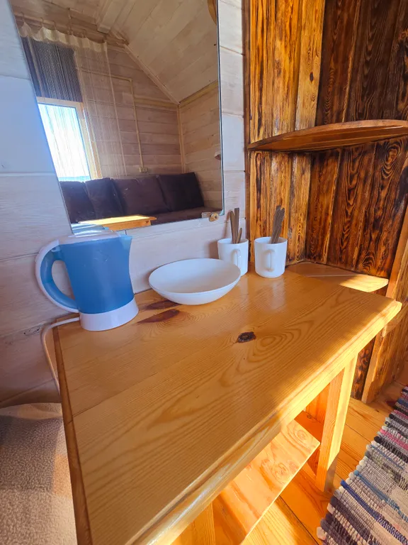 Уютная комната с собственным душем и туалетом