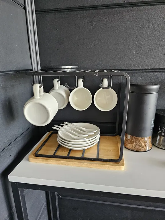 Стильный современный дом для отдыха на природе