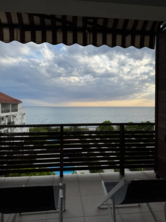 Апартамент с видом на море Морской квартал на первой береговой линии