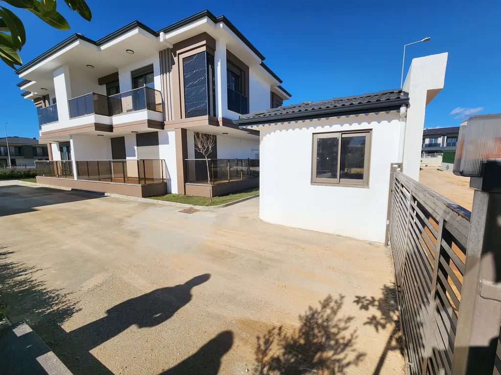 Квартира в комплексе с бассейном недалеко от пляжа