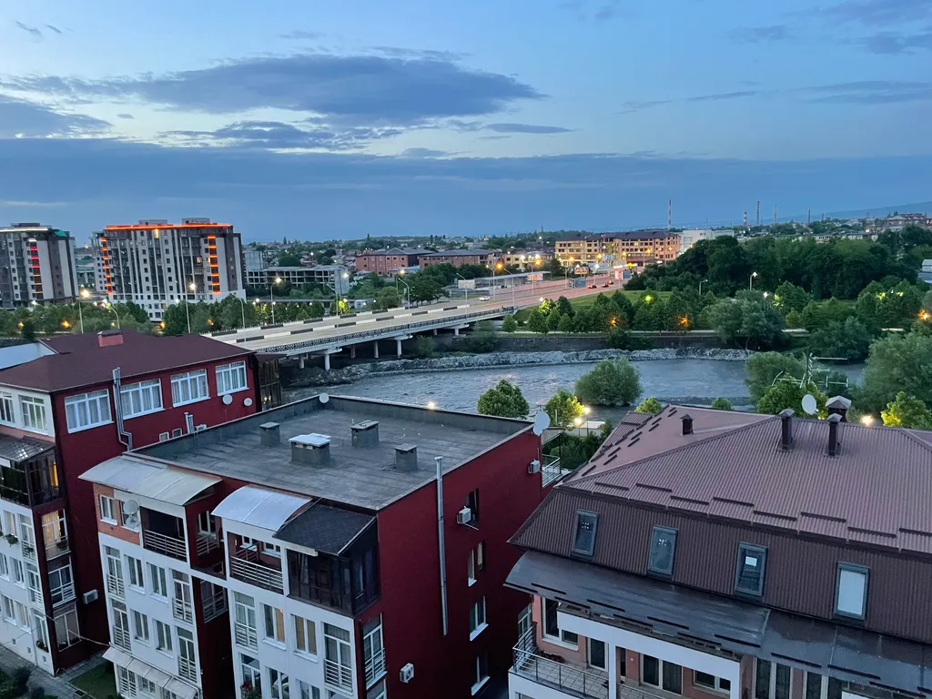 Две спальни, два санузла, центр, красивый вид на реку