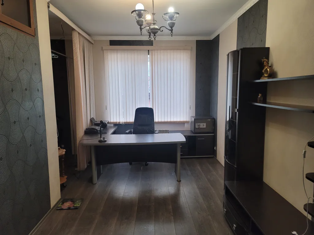 Дом с баней и бассейном в центре старого города