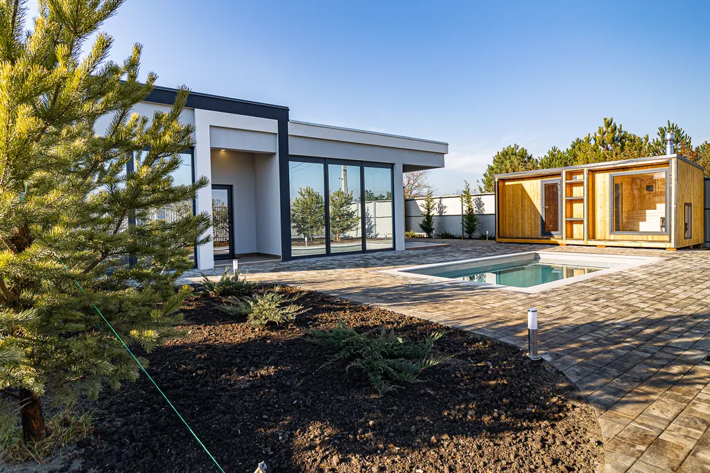 Клёвый дом с бассейном и баней