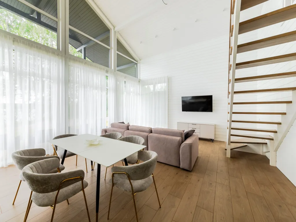 Коттедж на берегу озера