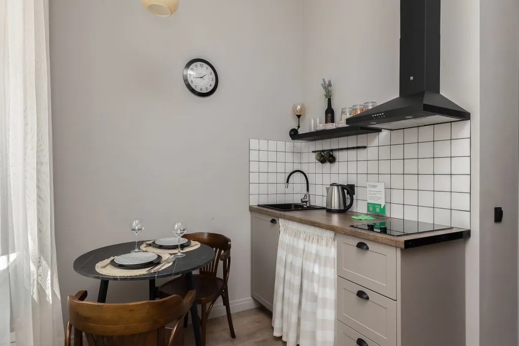 Квартира Квартира Уютная студия у метро. Заезд бесконтактно. Отчётные документы — Москва