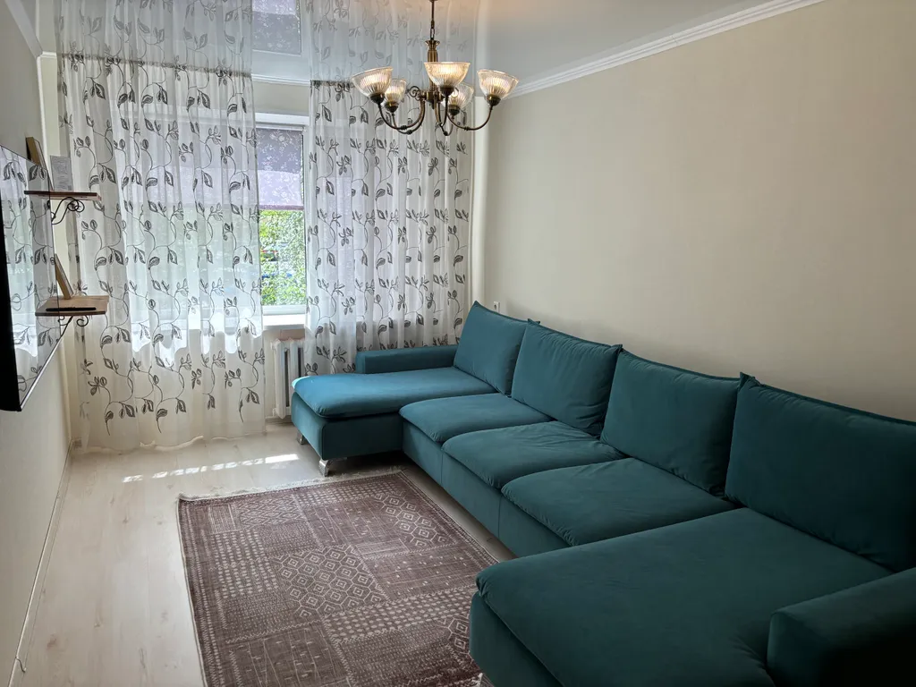 2-комнатная в доме Актера