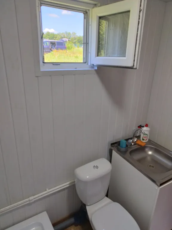 Уютный модульный домик в горах