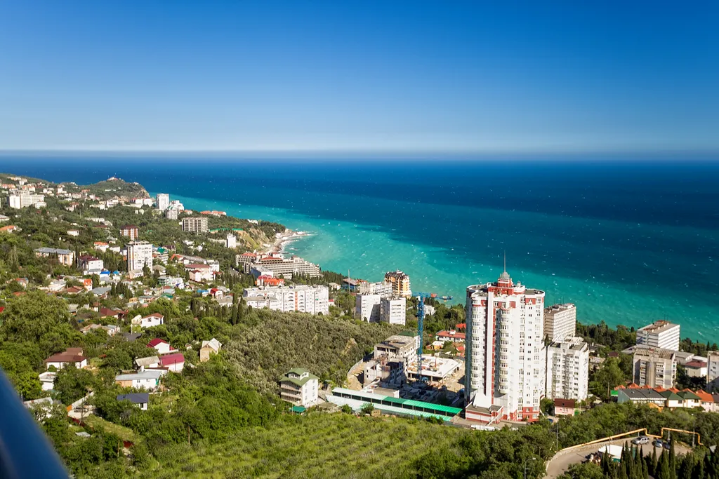 Отдых в Крыму с видом на Черное Море и Ай-Петри