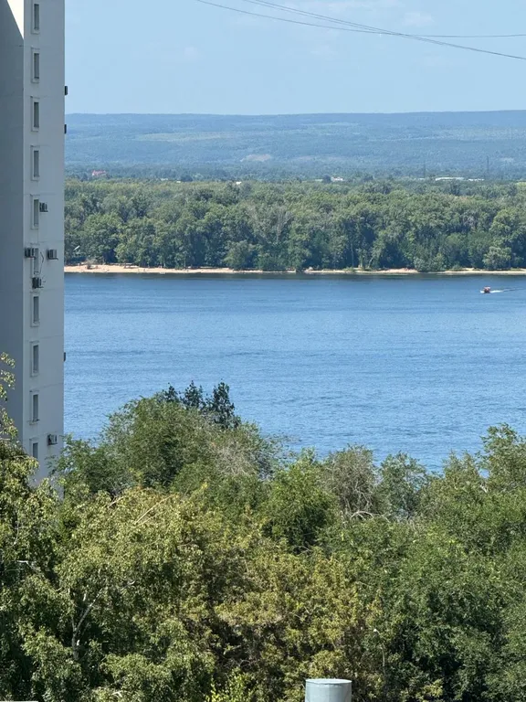Вид на волгу в сердце Самары от компании