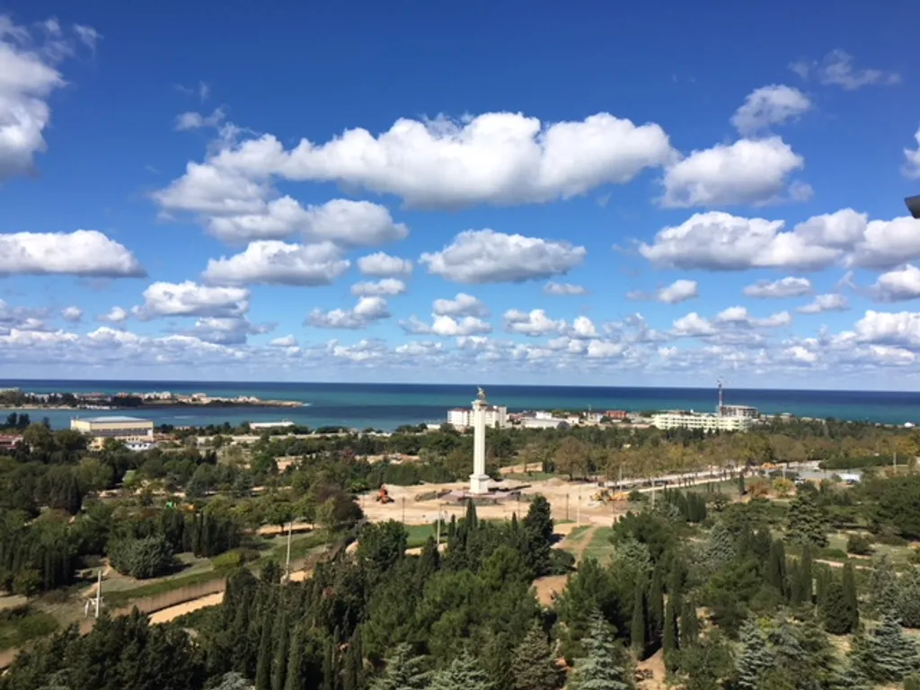 Квартира Квартира-студия с видом на море и парк — Севастополь