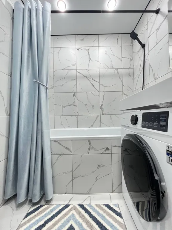 2 комнатная квартира с дизайнерским ремонтом