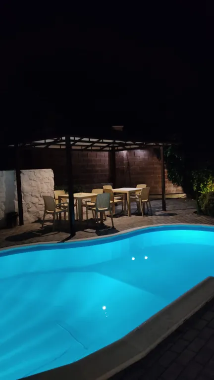 Трёхместная комната с санузлом и видом на море