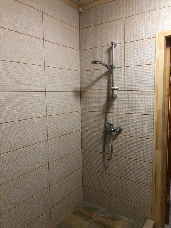 Трехместный номер с видом на горы (2 этаж)