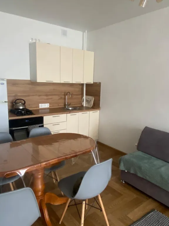 Евро 2-комнатная квартира, новостройка Метропарк в центре