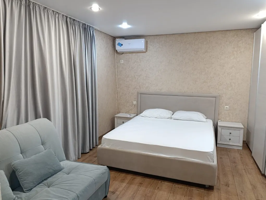 Квартира Уютная комната со своей кухней — Сириус