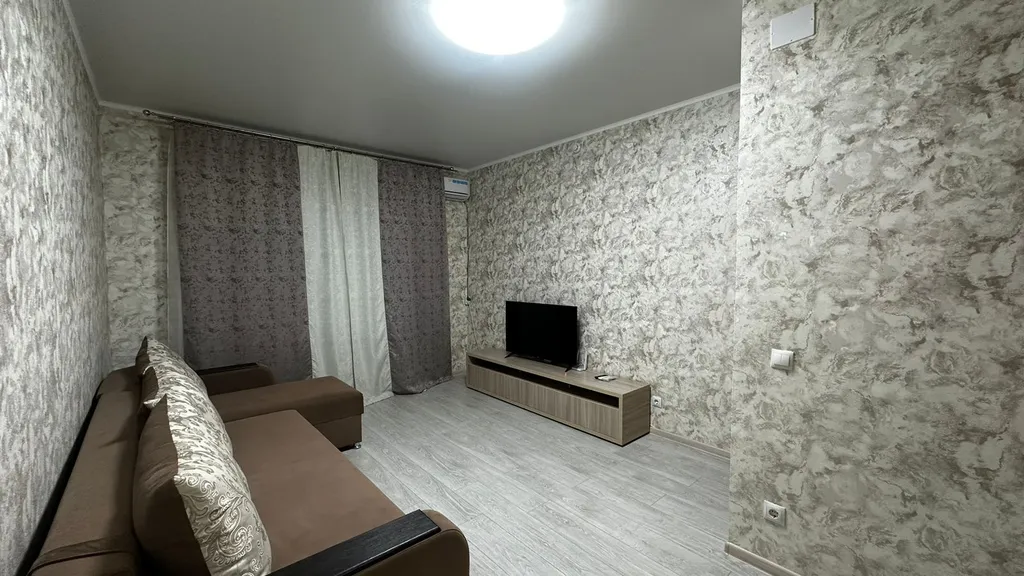 Уютная квартира в лучшем микрорайоне города — аренда посуточно в Старый Оскол