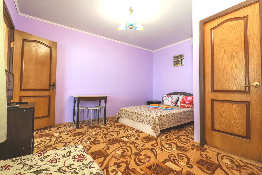 Квартира Комната — Кучугуры