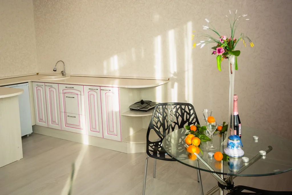 1-комнатная квартира с джакузи дизайнерским ремонтом