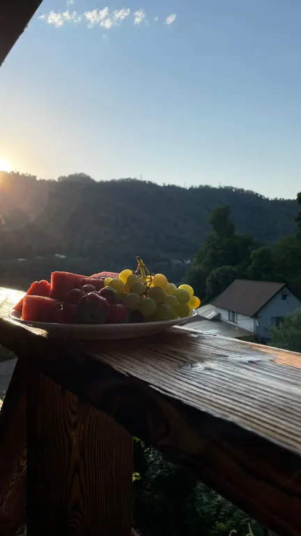 Коттедж Мансардный этаж с видом на лес вокруг — Сочи