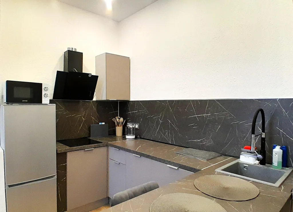 Квартира Квартира Большая студия со свежим ремонтом с видом на море — Севастополь