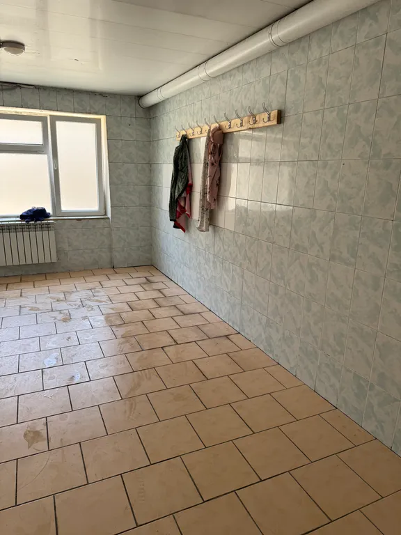 Уютная комната с видом на горы