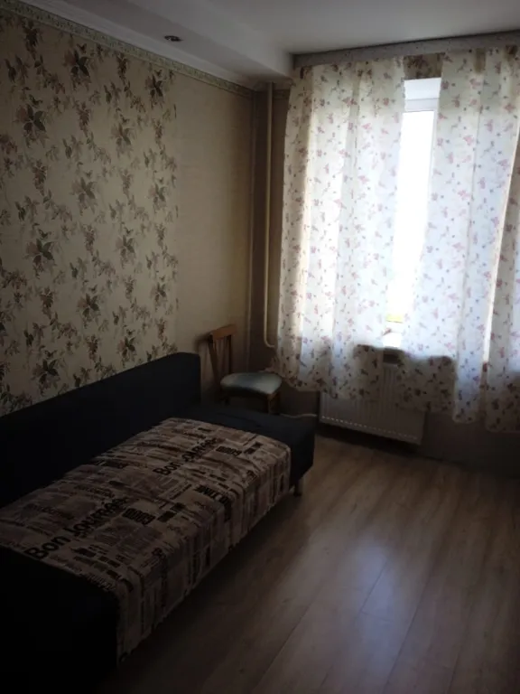 Квартира Уютная комната в трехкомнатной квартире 30 минутах от Санкт-Петербурга — Колпино