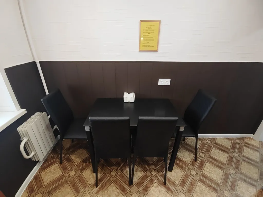 Трёхкомнатная квартира с раздельными комнатами, балконом и лифтом