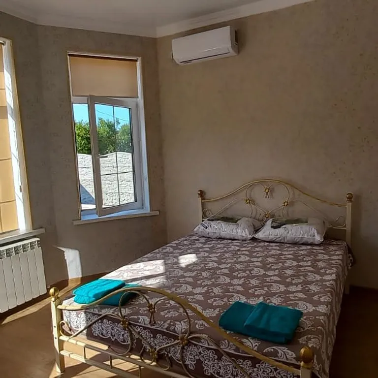 Новая дача, рядом с морем