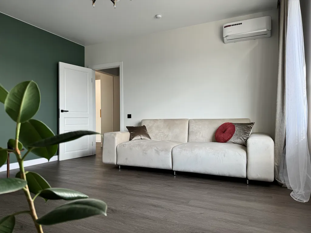 Стильная просторная квартира с шикарным видом на Енисей