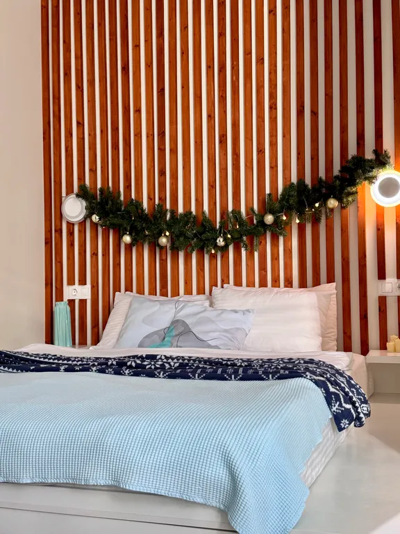 Дизайнерская квартира и бассейн на территории комплекса