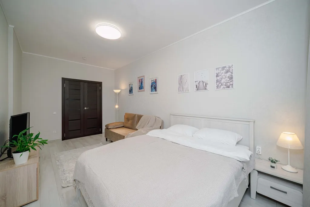 Квартира Уютная, светлая, только после ремонта квартира ждет своих гостей — Екатеринбург