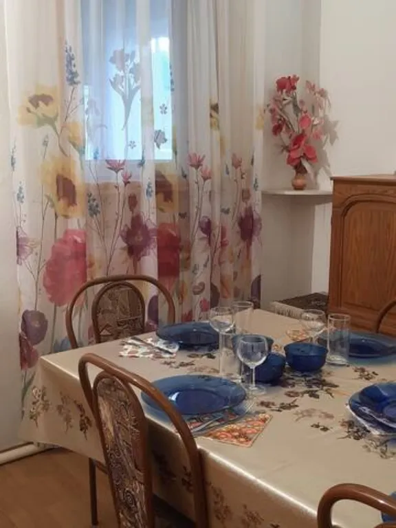 Коттедж Уютный пяти-спальный коттедж — Борзые