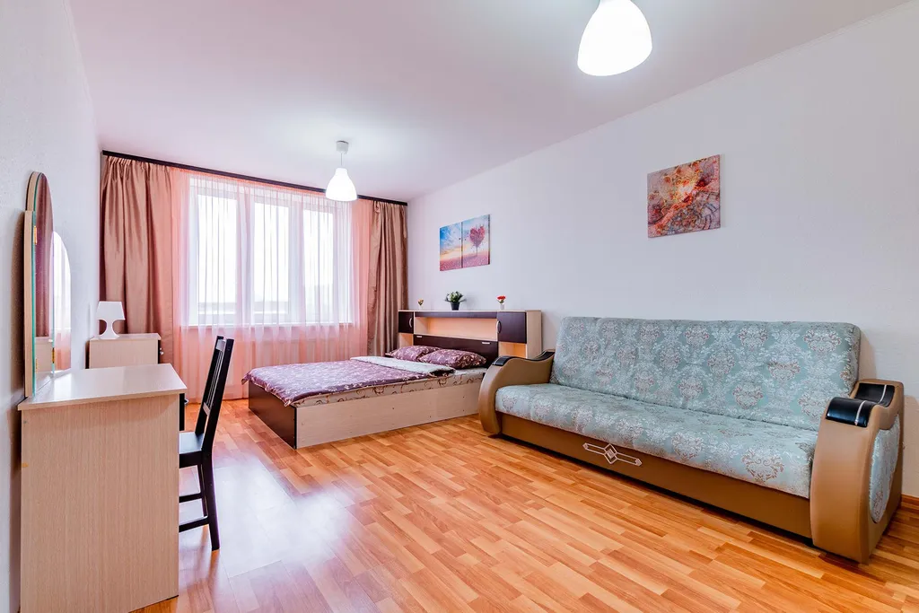 Квартира Евро-трёхкомнатные апартаменты Dreamhouse — Екатеринбург